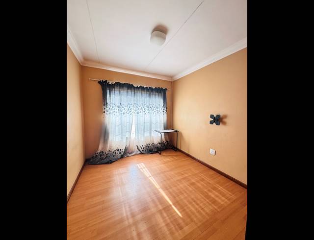 3 BEDROOM FREESTANDING FOR SALE IN MINERALIA
